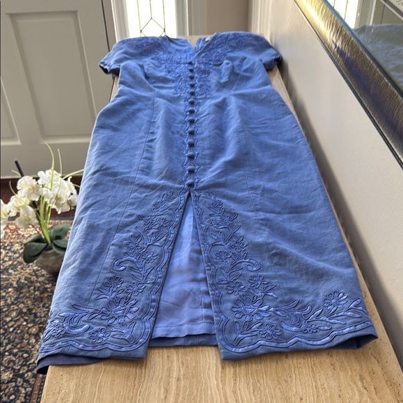 Marie St. Claire Size 10 Blue Embroidered Dress - Picture 1 of 10